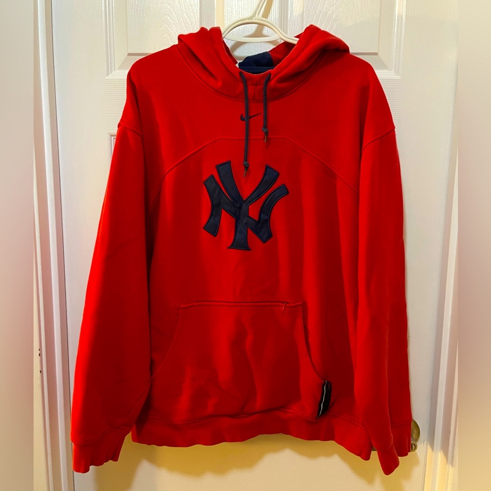 Nike New York Yankees Center Swoosh MLB Hoodie Red  Large